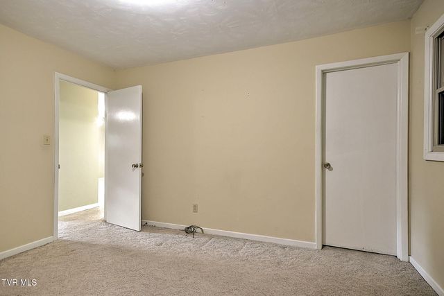3815 Hemlock Park Lane, Kingsport, TN 37663