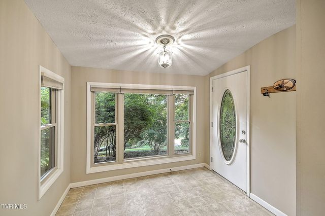 3815 Hemlock Park Lane, Kingsport, TN 37663