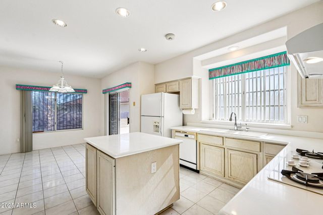 21620 N 150TH Drive, Sun City West, AZ 85375