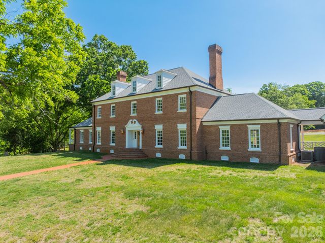 4030 Oak Hollow Lane, Harrisburg, NC 28075