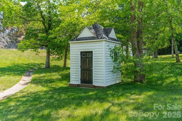 4030 Oak Hollow Lane, Harrisburg, NC 28075