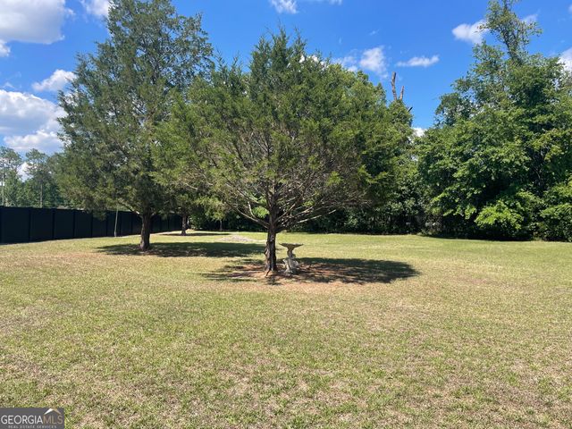 107 Gundy Street, Glennville, GA 30427