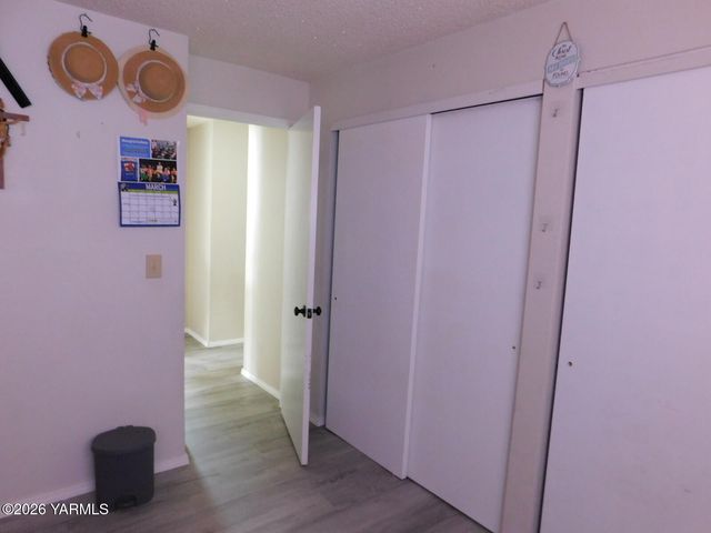 106 Sky Vista Pl, Yakima, WA 98901