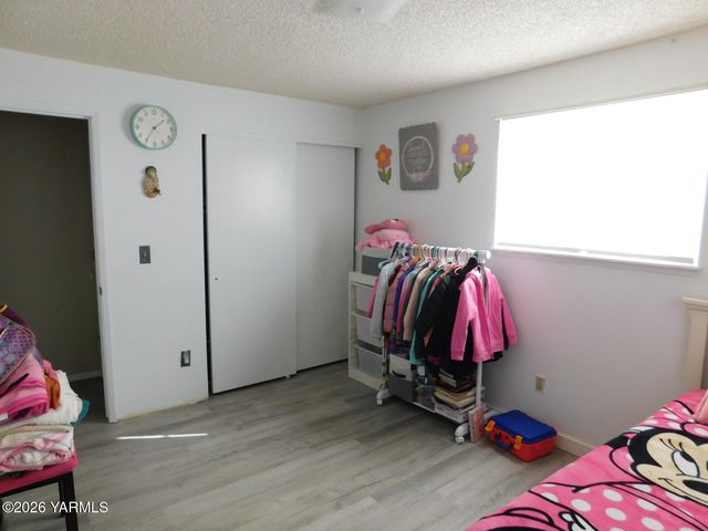 106 Sky Vista Pl, Yakima, WA 98901