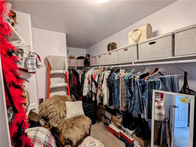 13717 Deane Lane, Sylmar, CA 91342