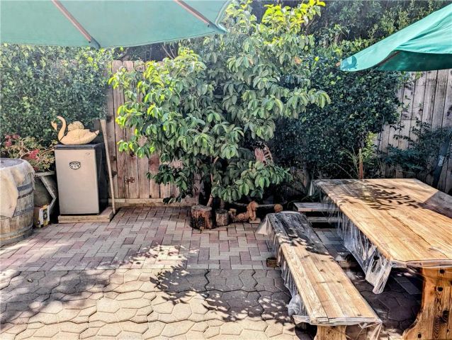 13717 Deane Lane, Sylmar, CA 91342