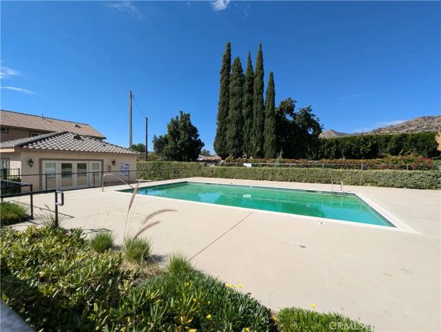 13717 Deane Lane, Sylmar, CA 91342