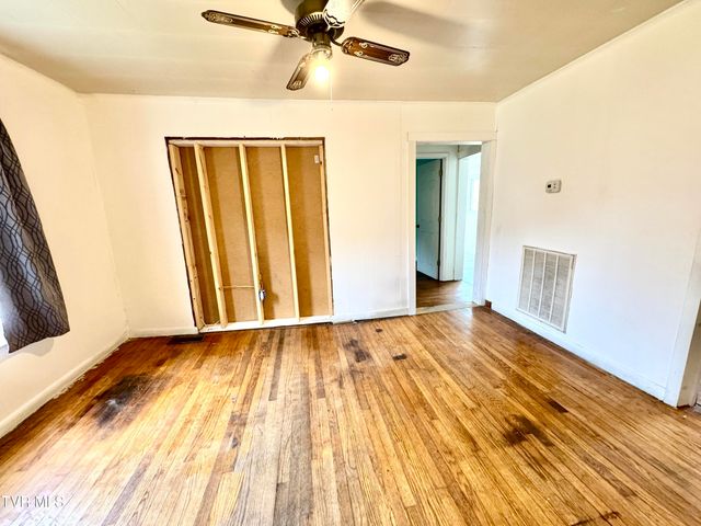 2342 Roda Road, Appalachia, VA 24216