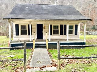 2342 Roda Road, Appalachia, VA 24216