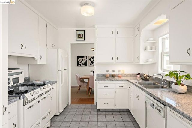 211 San Carlos Ave, El Cerrito, CA 94530