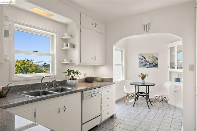211 San Carlos Ave, El Cerrito, CA 94530
