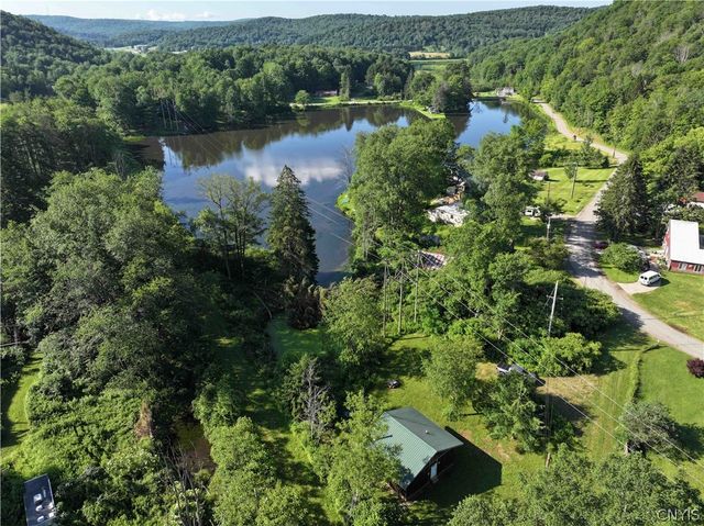 108 Linlyco Lake Road, New Albion, NY 14719