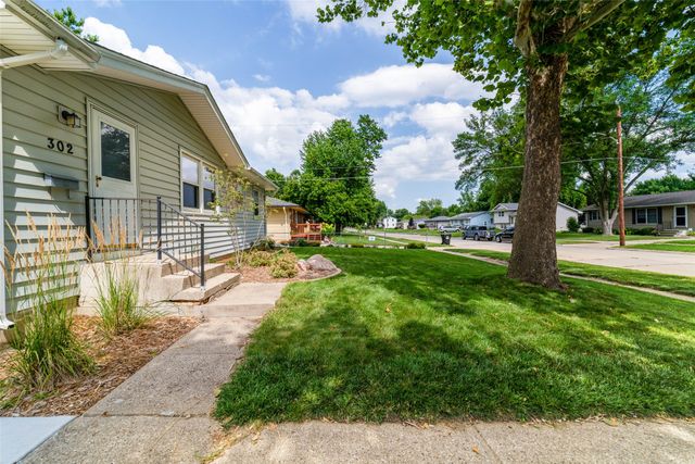 302 NE 6th Street, Ankeny, IA 50021