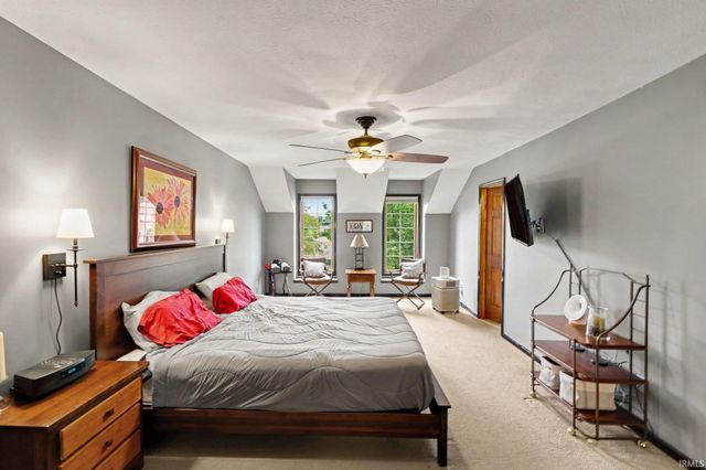 3803 Bent Oak Trail, Elkhart, IN 46517