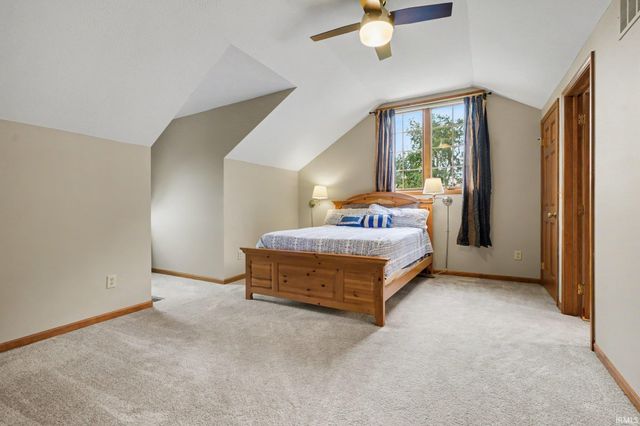 3803 Bent Oak Trail, Elkhart, IN 46517