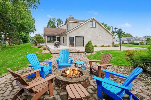 3803 Bent Oak Trail, Elkhart, IN 46517