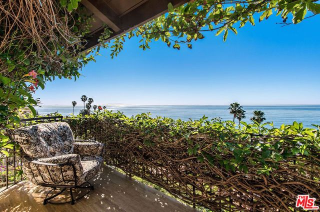 17810 Castellammare Drive, Pacific Palisades (los Angeles), CA 90272