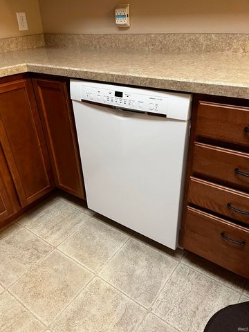 1217 Park Meadows Drive, Goshen, IN 46526