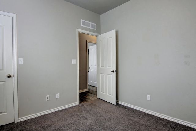 3021 Cantabria St, Corpus Christi, TX 78415