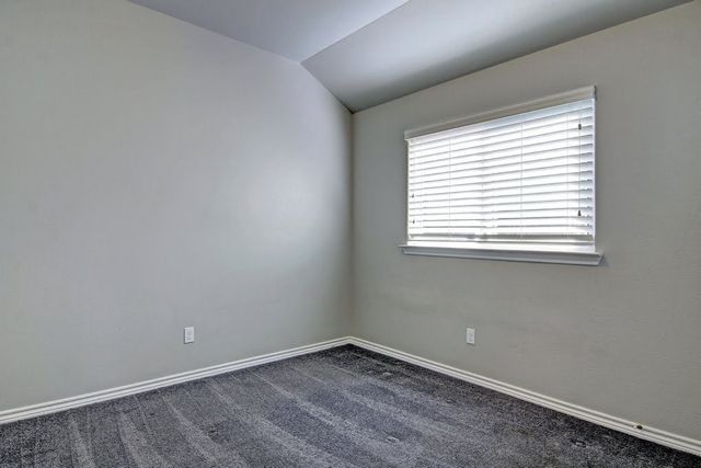 3021 Cantabria St, Corpus Christi, TX 78415