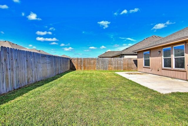 3021 Cantabria St, Corpus Christi, TX 78415