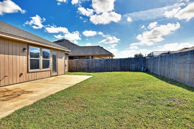 3021 Cantabria St, Corpus Christi, TX 78415