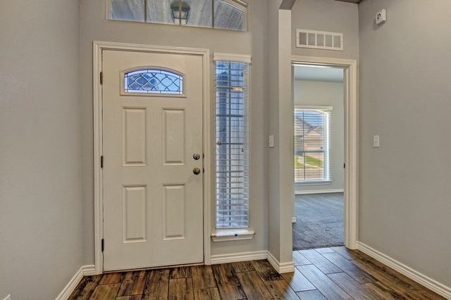 3021 Cantabria St, Corpus Christi, TX 78415