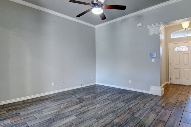 3021 Cantabria St, Corpus Christi, TX 78415