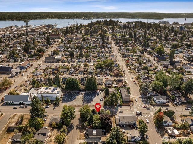 1616 11th Street, Bremerton, WA 98337