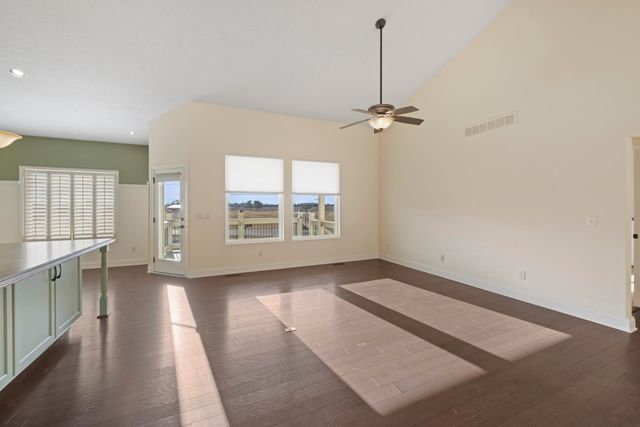 3810 N Rutgers Ct, Maize, KS 67101