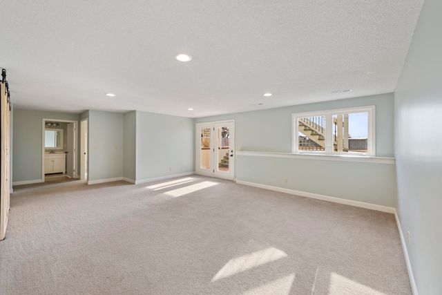 3810 N Rutgers Ct, Maize, KS 67101