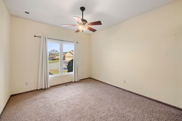 3810 N Rutgers Ct, Maize, KS 67101