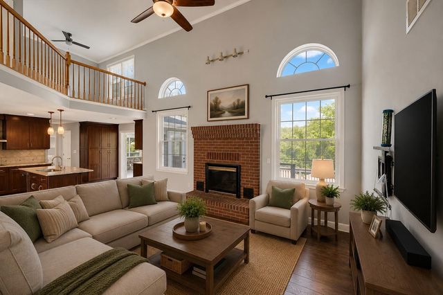 24 LANDAU DR, Westminster, MD 21157