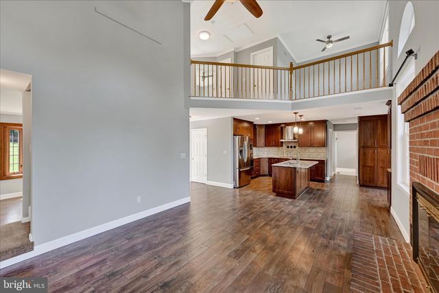 24 LANDAU DR, Westminster, MD 21157