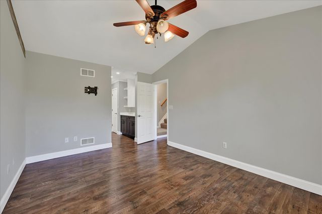 24 LANDAU DR, Westminster, MD 21157