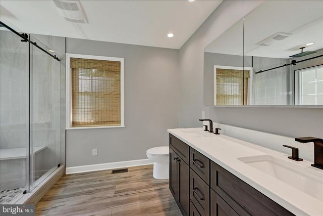 24 LANDAU DR, Westminster, MD 21157