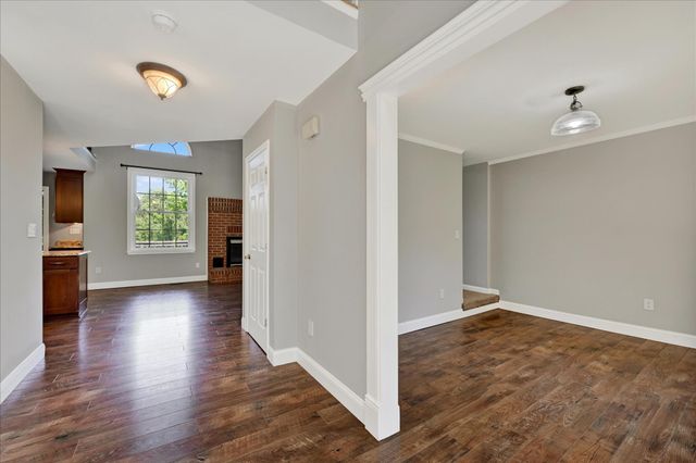 24 LANDAU DR, Westminster, MD 21157