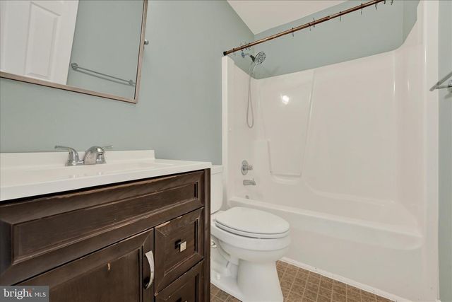 24 LANDAU DR, Westminster, MD 21157