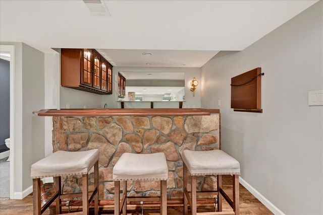 24 LANDAU DR, Westminster, MD 21157