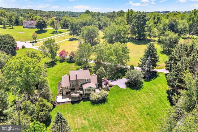 24 LANDAU DR, Westminster, MD 21157