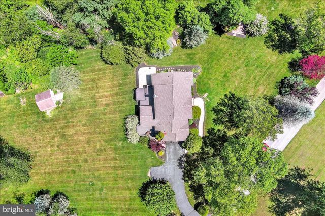 24 LANDAU DR, Westminster, MD 21157