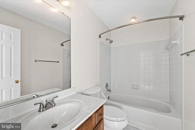 3969 PEPPERIDGE CT, Woodbridge, VA 22192