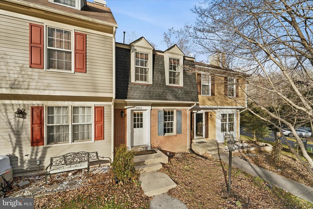 3969 PEPPERIDGE CT, Woodbridge, VA 22192