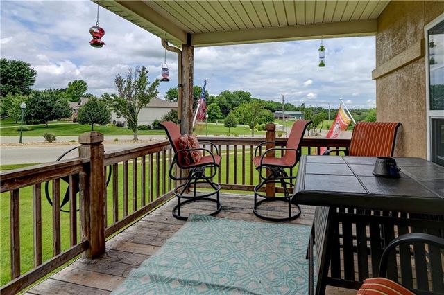 801 NE Sonora Valley Circle, Blue Springs, MO 64014
