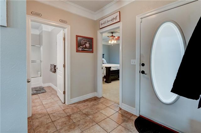 801 NE Sonora Valley Circle, Blue Springs, MO 64014
