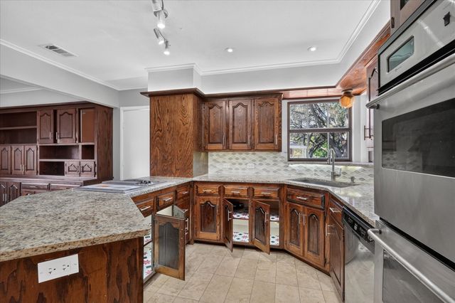 1516 Francis Street, Carrollton, TX 75006