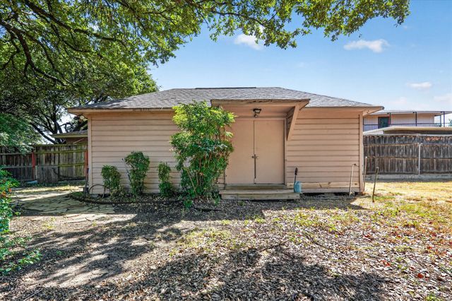 1516 Francis Street, Carrollton, TX 75006