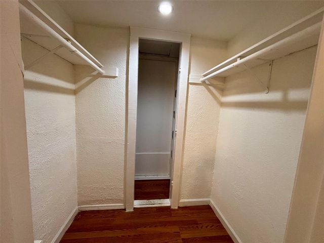 8287 Creekbend Drive 8287, Houston, TX 77071