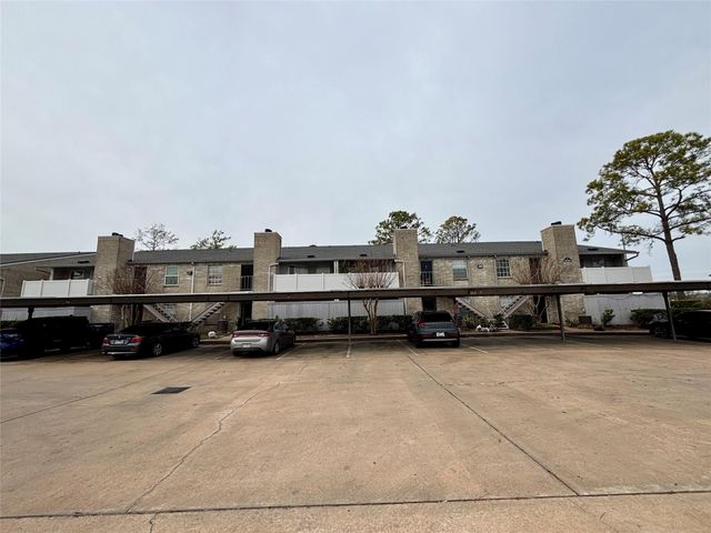 8287 Creekbend Drive 8287, Houston, TX 77071
