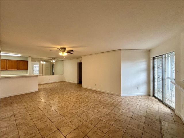 8287 Creekbend Drive 8287, Houston, TX 77071